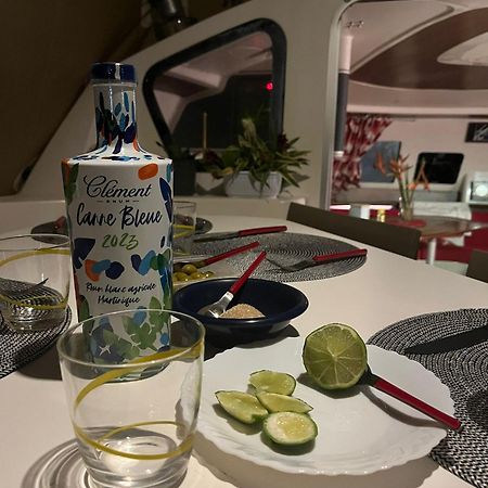 Imagine972 Martinique Bateau Hotel A Quai Le Marin 3 Cabines 3 Salles De Bains 6 Pers Maxi エクステリア 写真